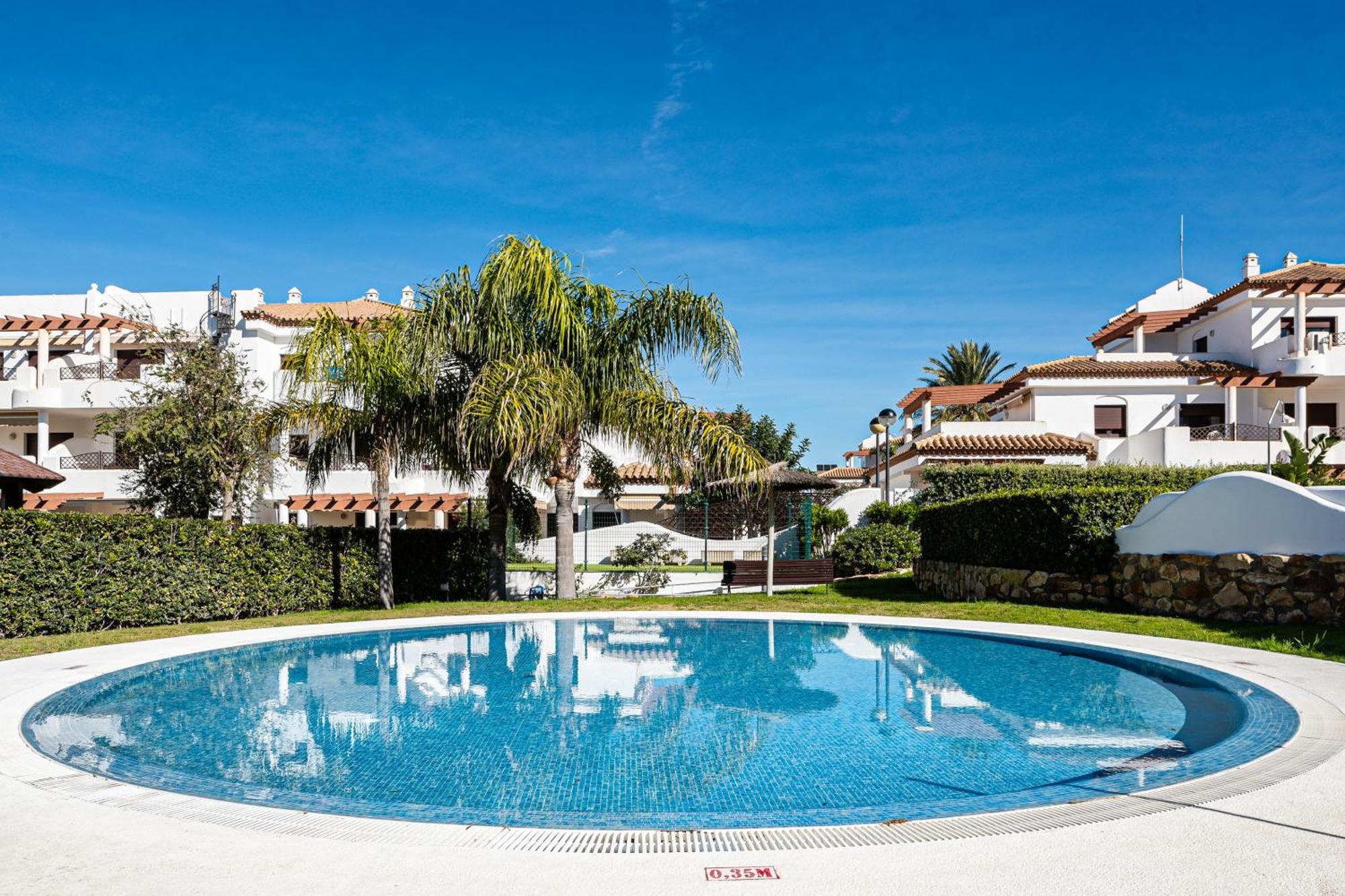 Apartamento Familiar Muy Soleado Cerca De La Playa Y Parking Incluido チクラナ・デ・ラ・フロンテーラ エクステリア 写真