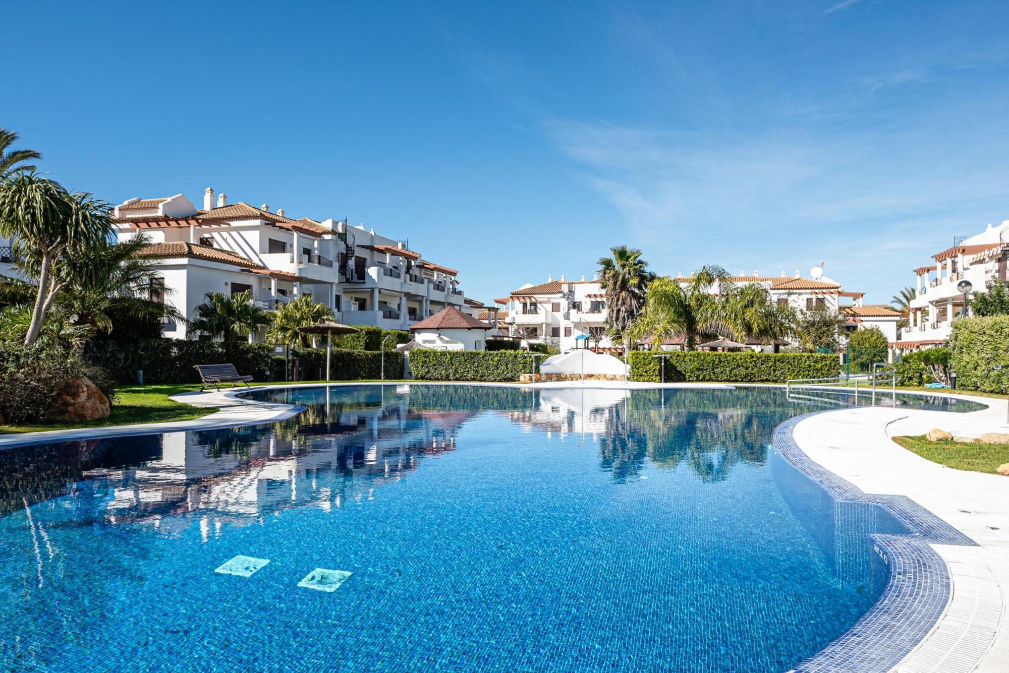 Apartamento Familiar Muy Soleado Cerca De La Playa Y Parking Incluido チクラナ・デ・ラ・フロンテーラ エクステリア 写真